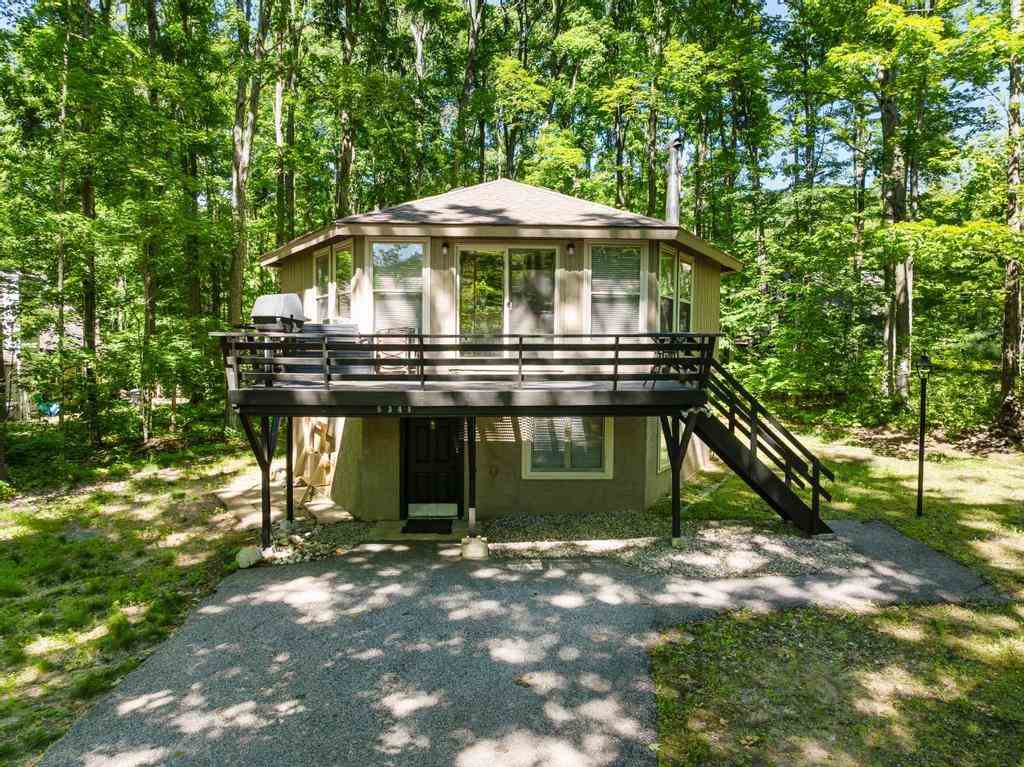 5341 Tyrol Lane Harbor Springs MI 49740