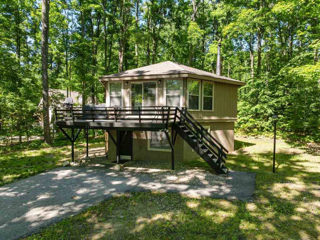 5341 Tyrol Lane Harbor Springs MI 49740