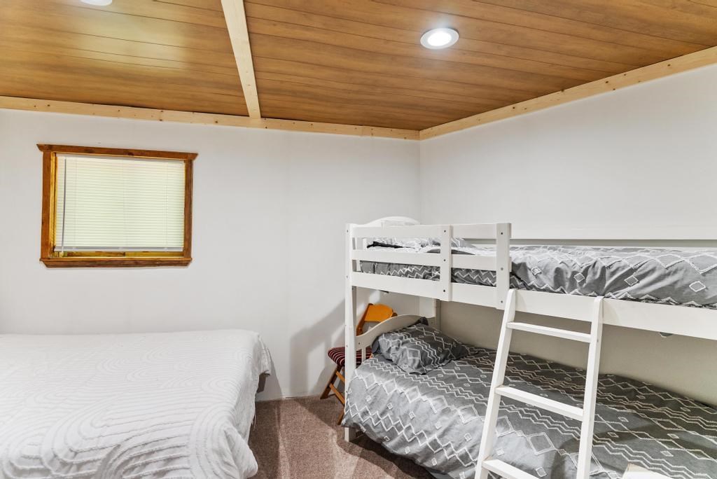 5341 Tyrol Lane Harbor Springs MI 49740