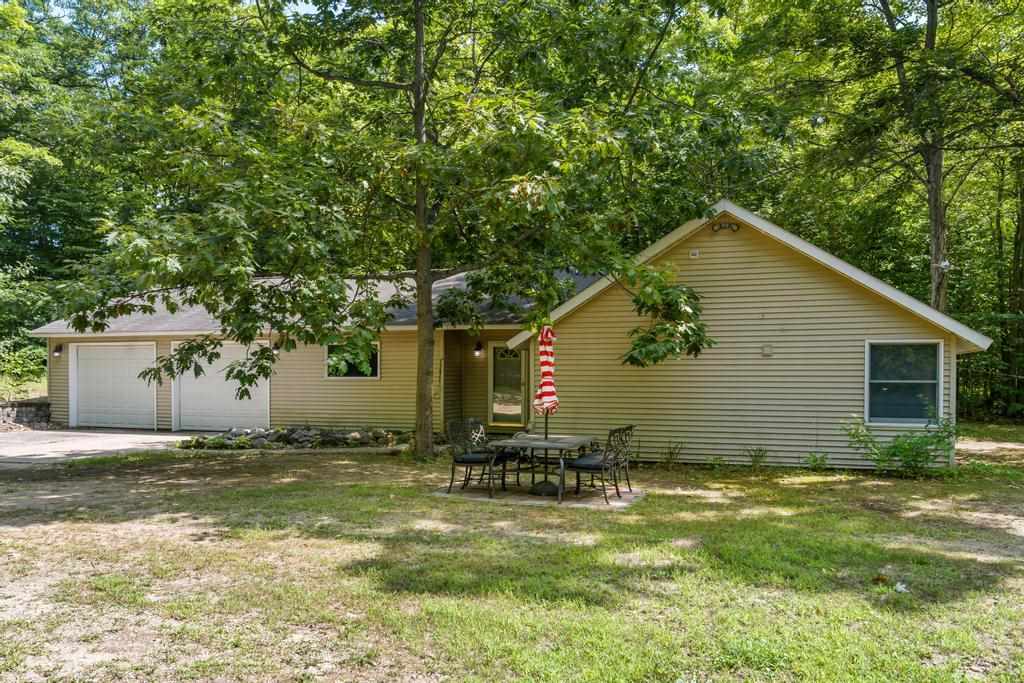 8970 Paradise Trail Carp Lake MI 49718