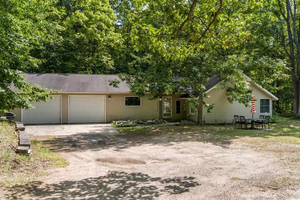 8970 Paradise Trail Carp Lake MI 49718