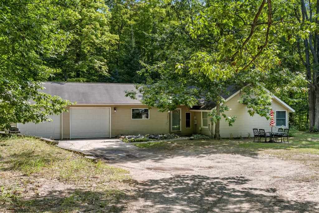 8970 Paradise Trail Carp Lake MI 49718