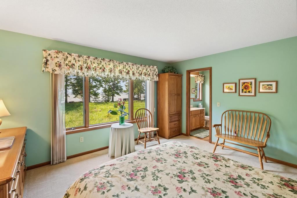 1530 N Wahbee Avenue Indian River MI 49749