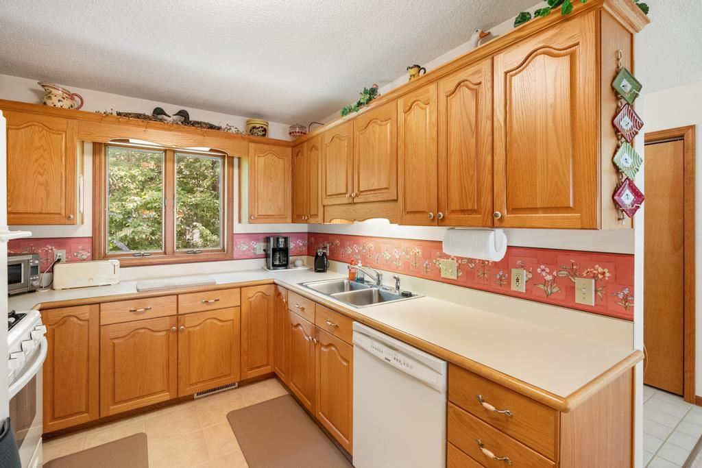 1530 N Wahbee Avenue Indian River MI 49749
