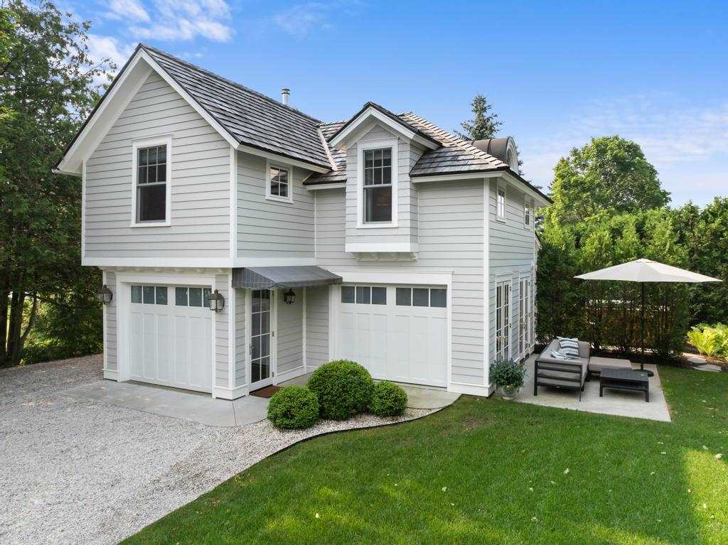 582 E Main Street Harbor Springs MI 49740