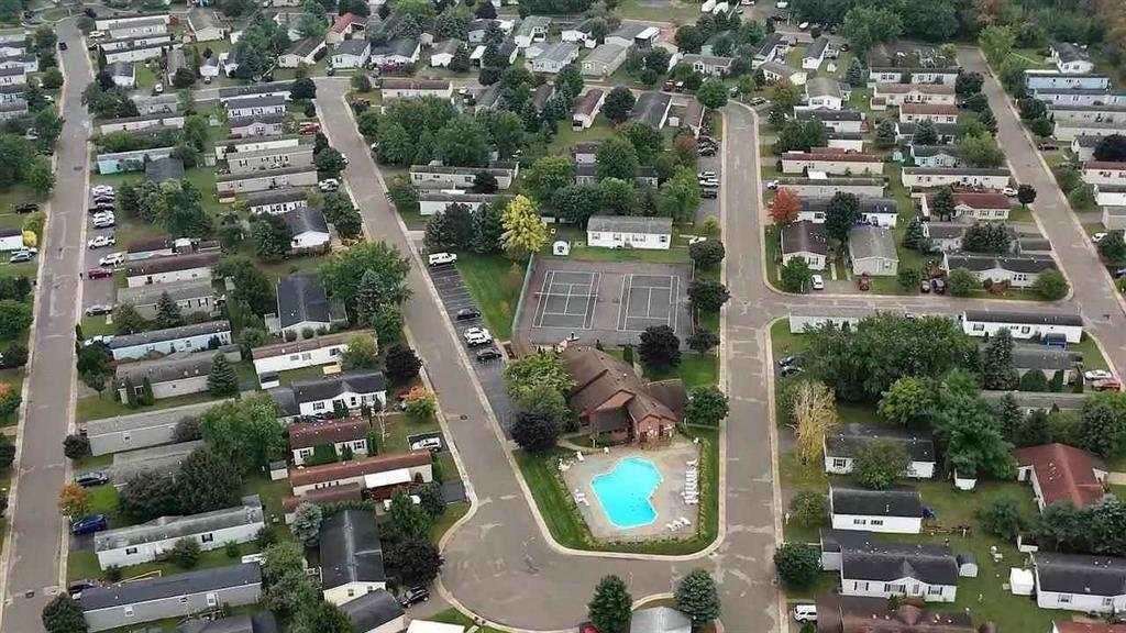6685 - 39 M-66 Highway Charlevoix MI 49720