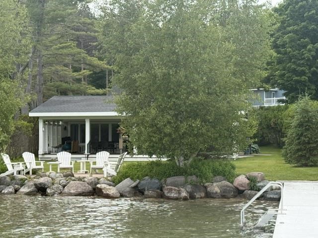 8630 Curtis Lane Petoskey MI 49770