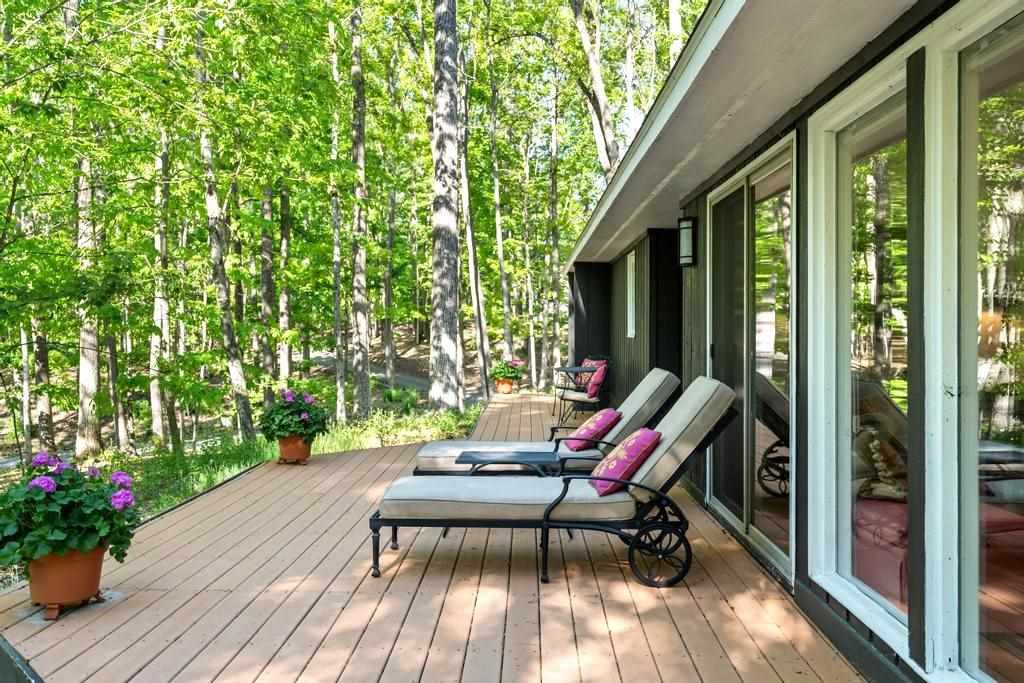 1566 Candlewood Harbor Springs MI 49740