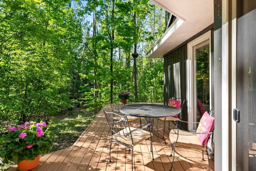 1566 Candlewood Harbor Springs MI 49740