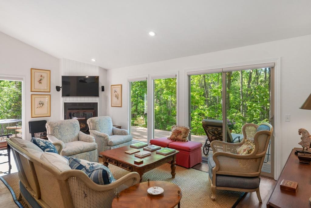 1566 Candlewood Harbor Springs MI 49740