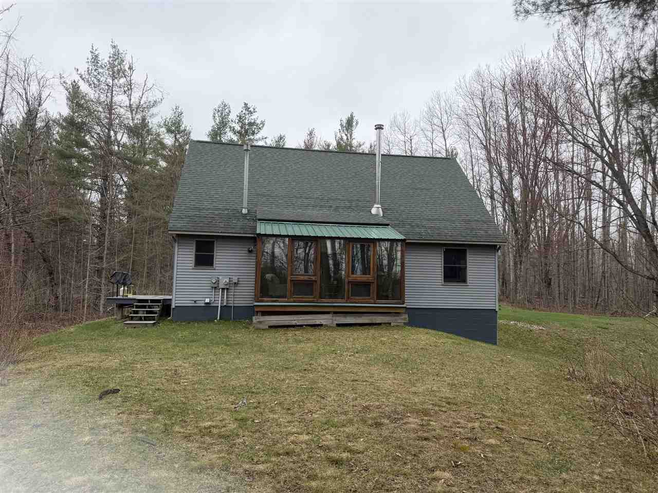 2805 Pine Trail Road Brutus MI 49716