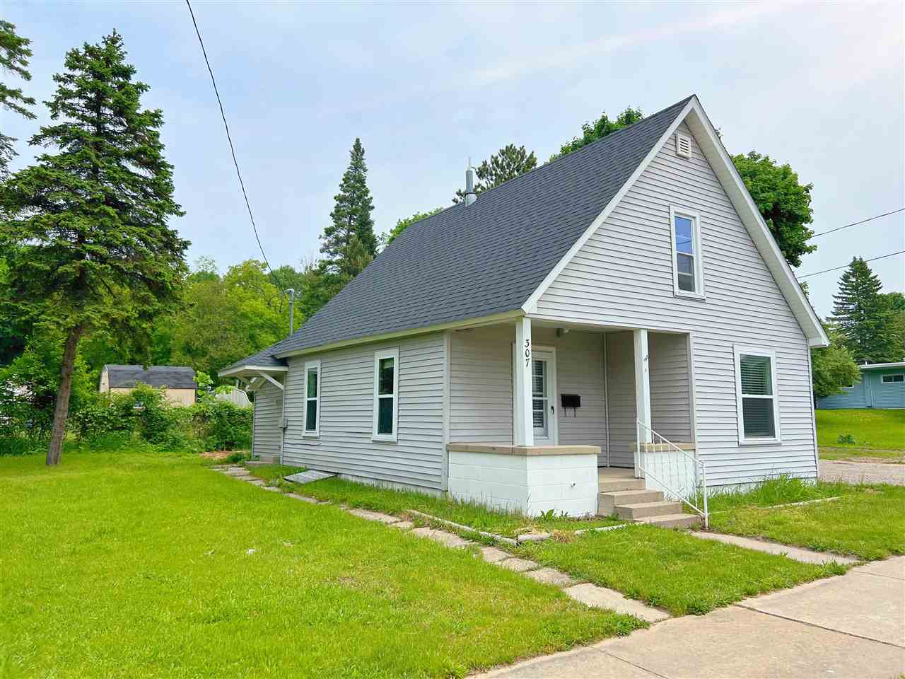 307 Groveland Street Boyne City MI 49712