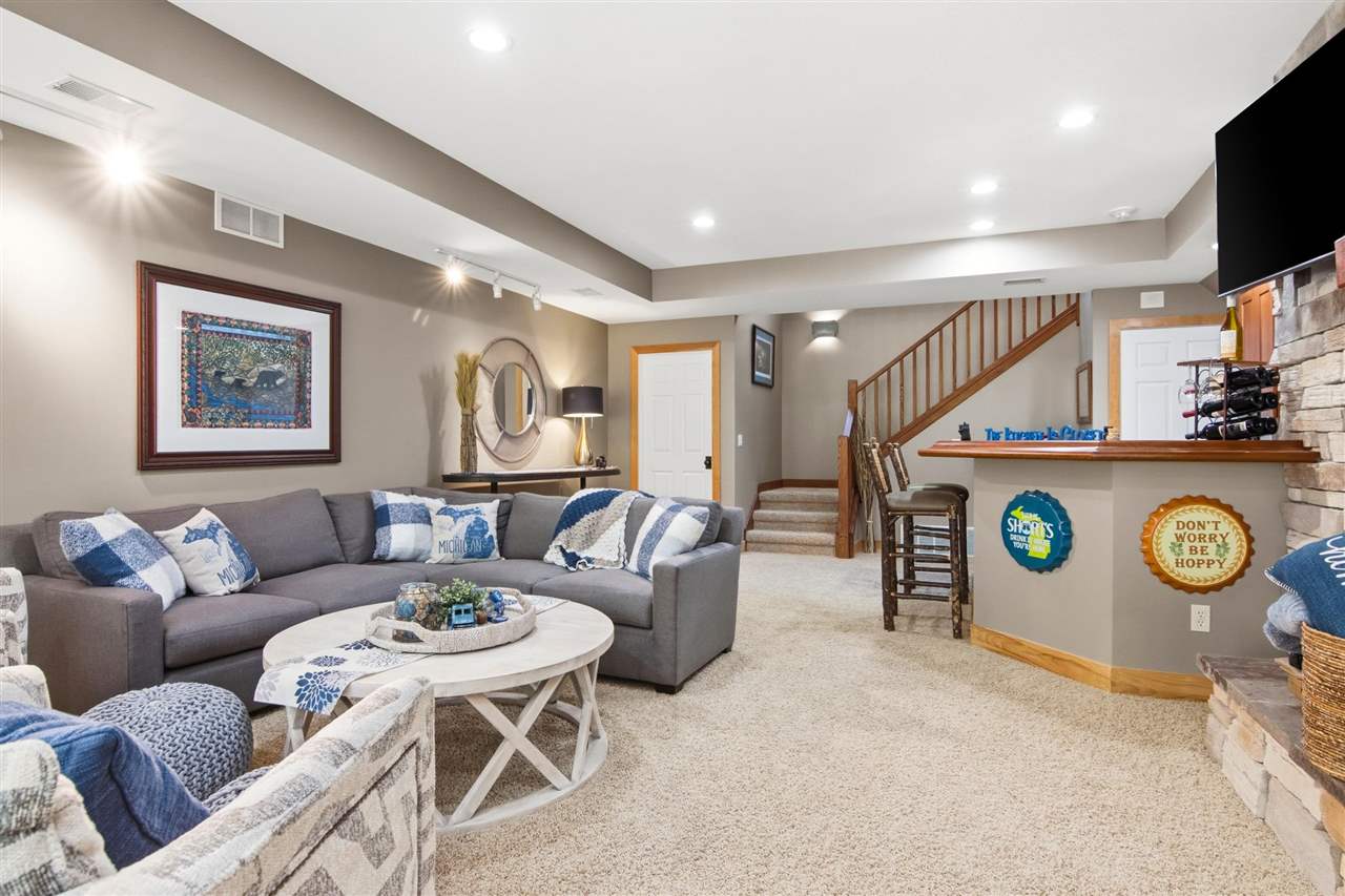 5577 Colonial Drive Bellaire MI 49615