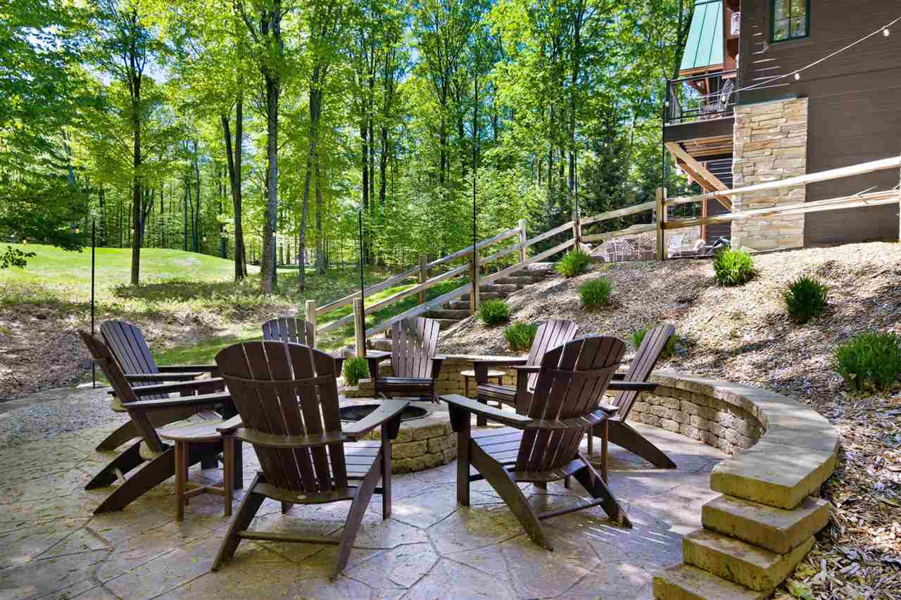 5577 Colonial Drive Bellaire MI 49615
