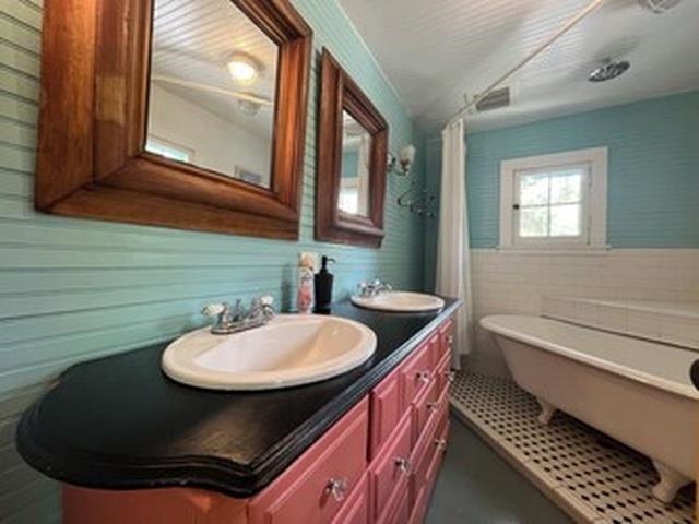 1264 Fern Harbor Springs MI 49740