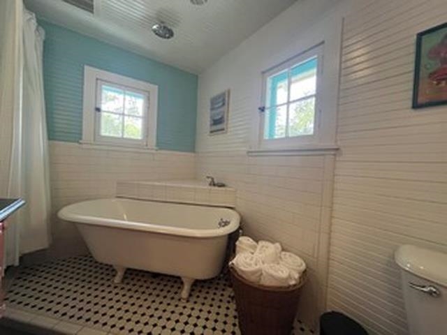 1264 Fern Harbor Springs MI 49740
