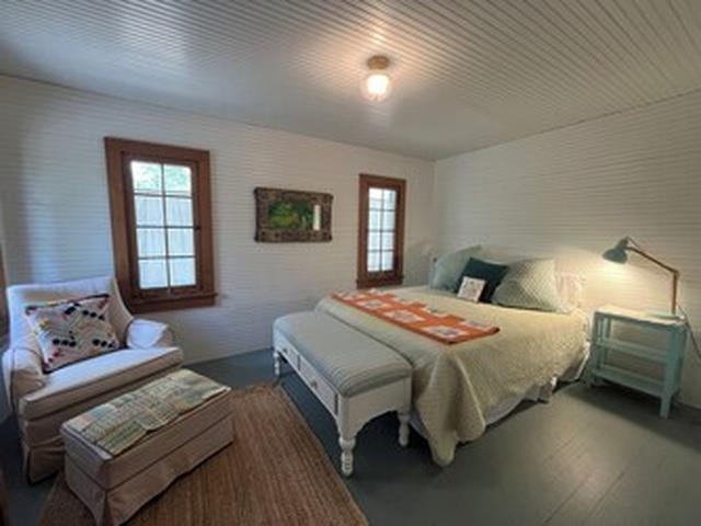 1264 Fern Harbor Springs MI 49740