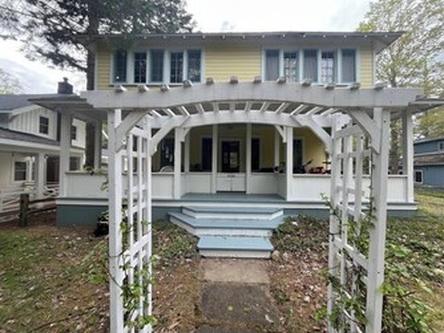 1264 Fern Harbor Springs MI 49740