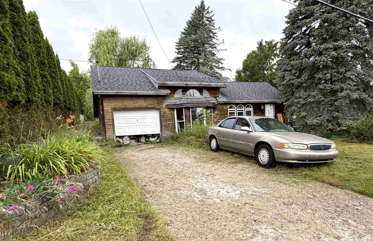 1202 Willis Avenue Petoskey MI 49770