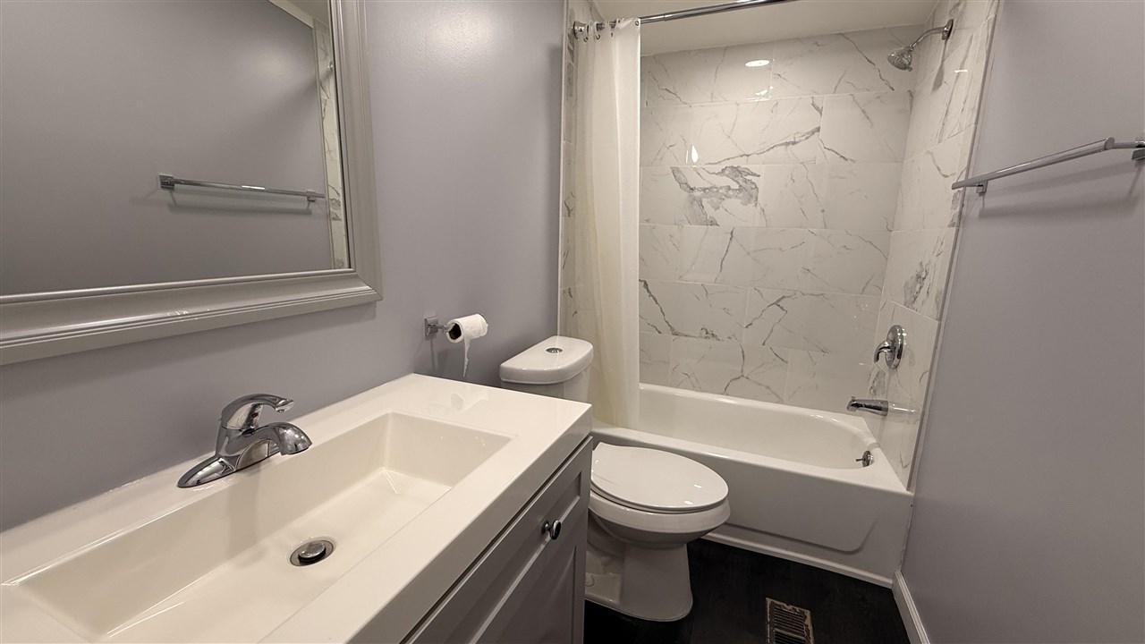 124 Carson East Jordan MI 49727