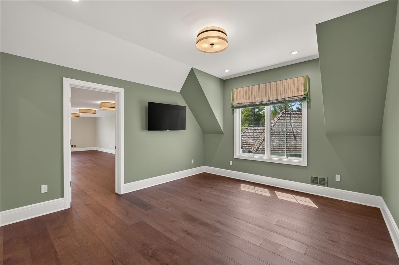 7615 Oyster Bay Drive Charlevoix MI 49712