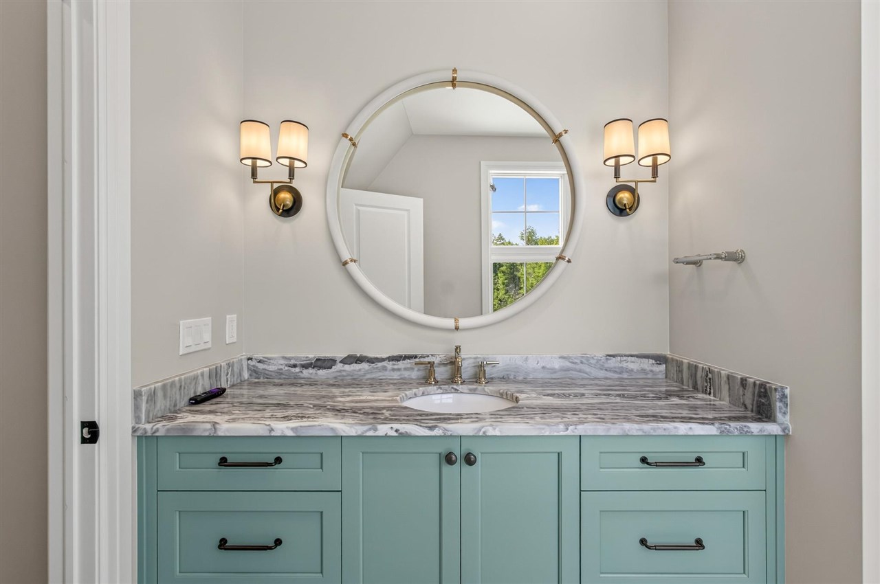 7615 Oyster Bay Drive Charlevoix MI 49712
