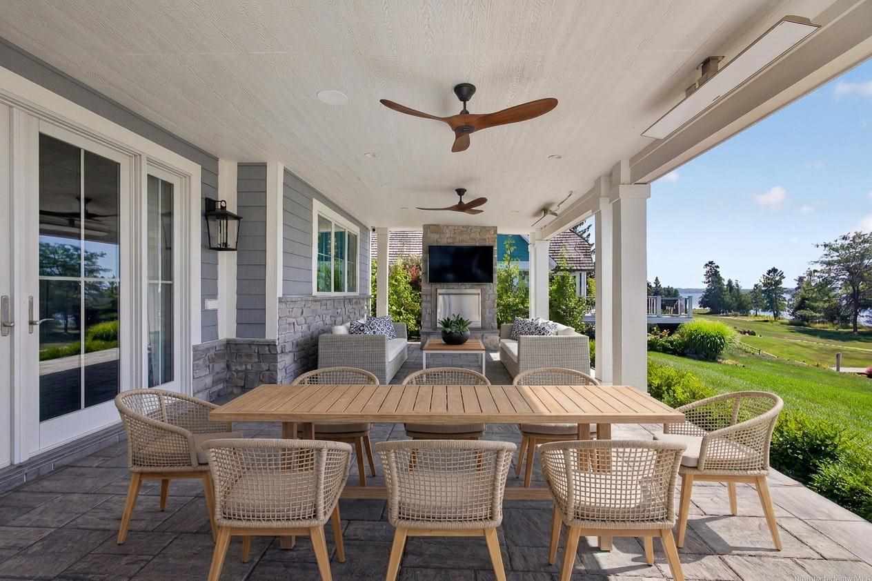 7615 Oyster Bay Drive Charlevoix MI 49712