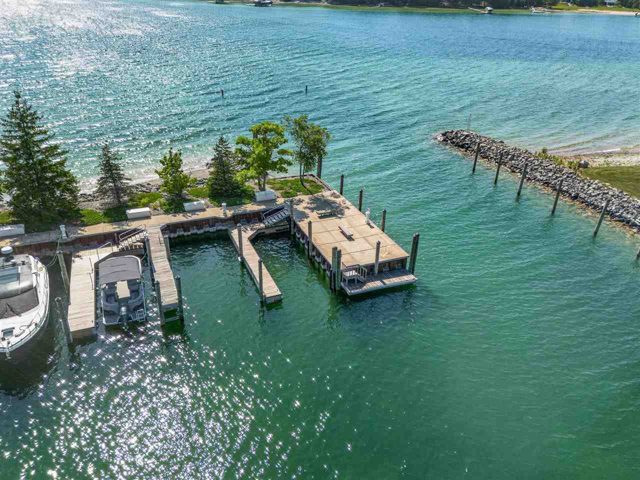 7615 Oyster Bay Drive Charlevoix MI 49712