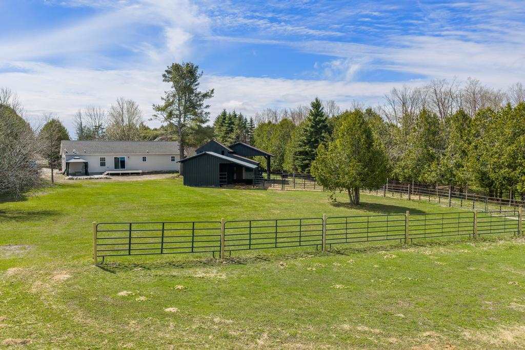 2130 Williams Road Petoskey MI 49770