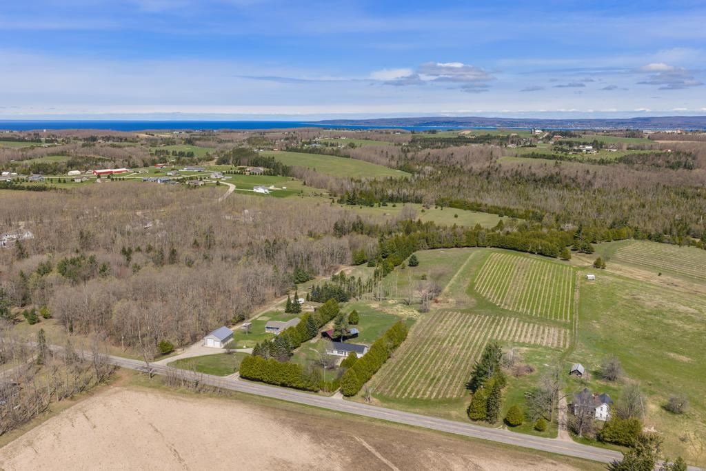 2130 Williams Road Petoskey MI 49770