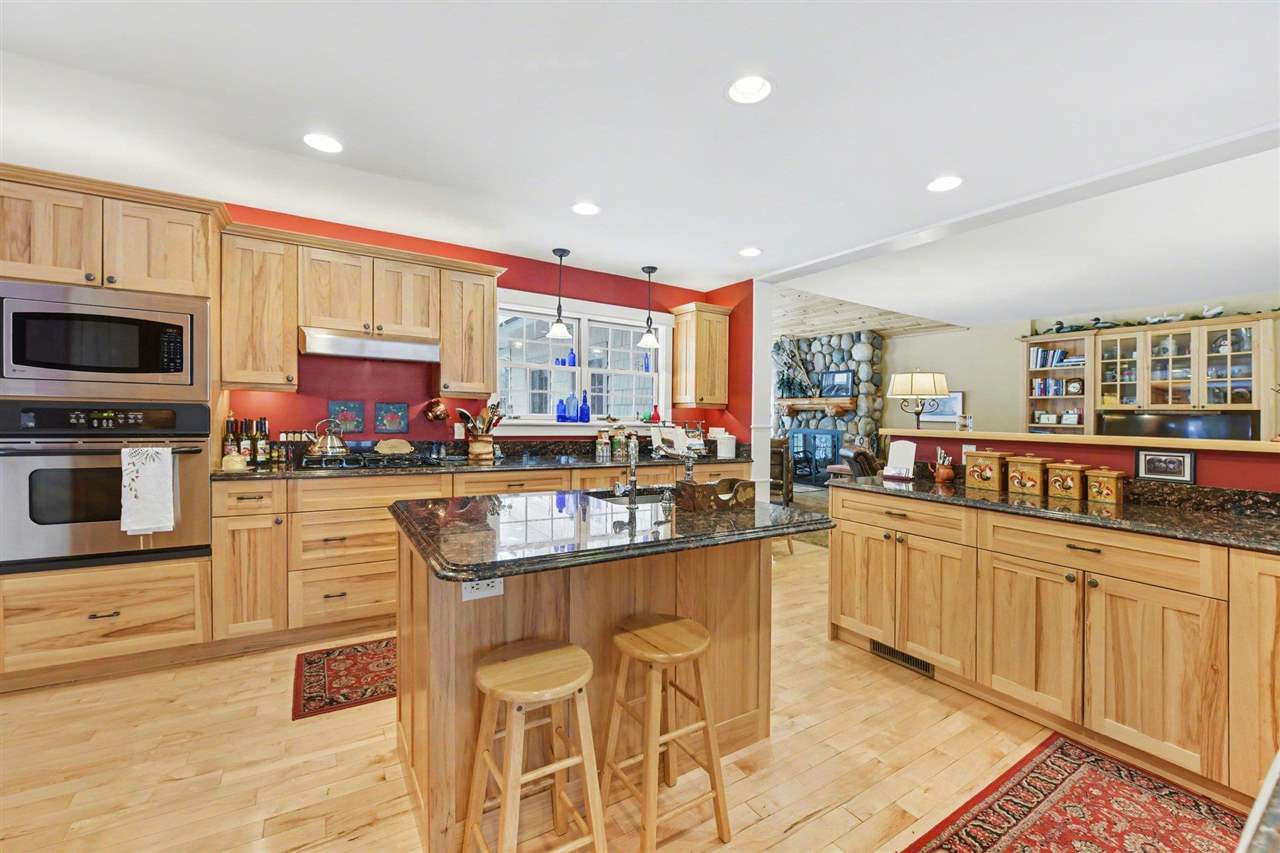 2670 Larks Lake Harbor Springs MI 49740