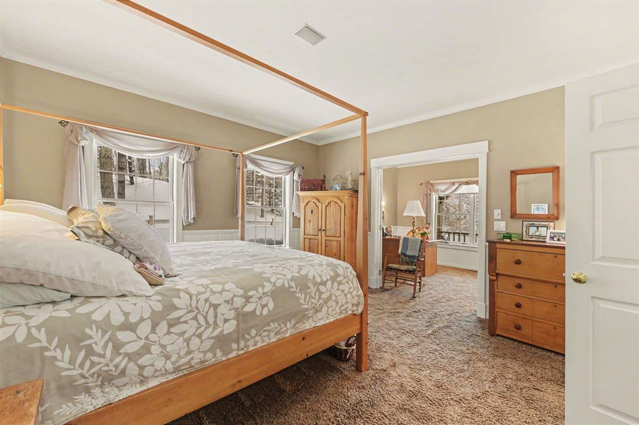 2670 Larks Lake Harbor Springs MI 49740