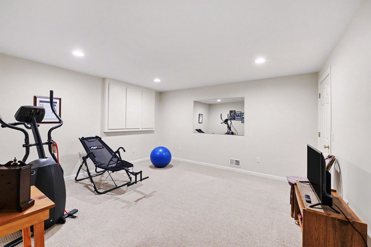 2670 Larks Lake Harbor Springs MI 49740
