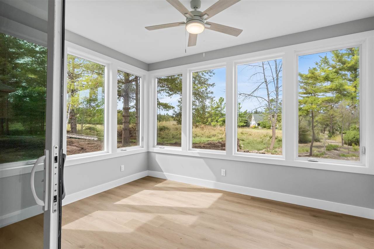 9471 Windeberry Drive Charlevoix MI 49720