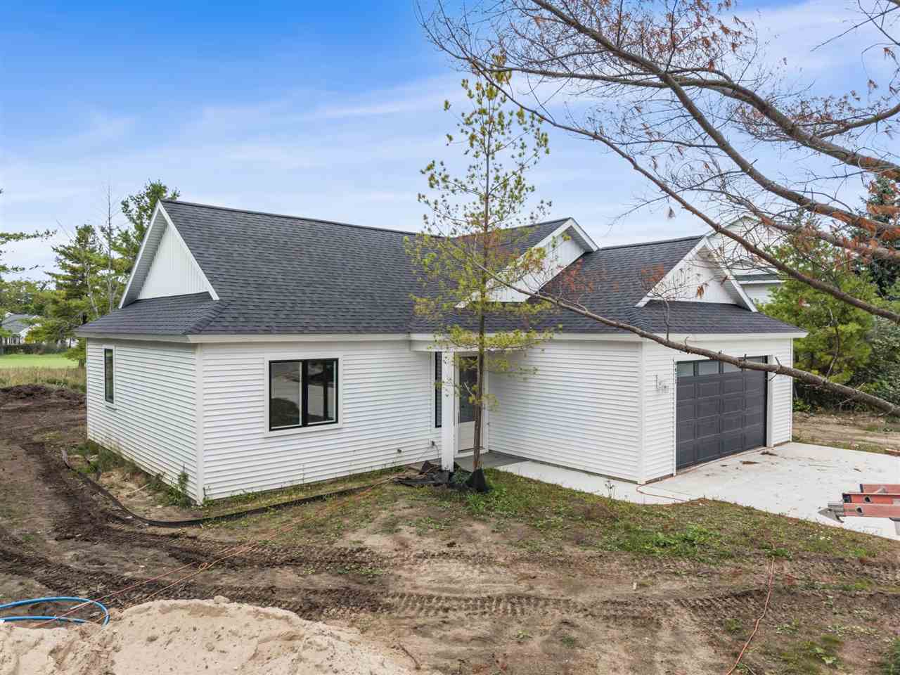 9471 Windeberry Drive Charlevoix MI 49720