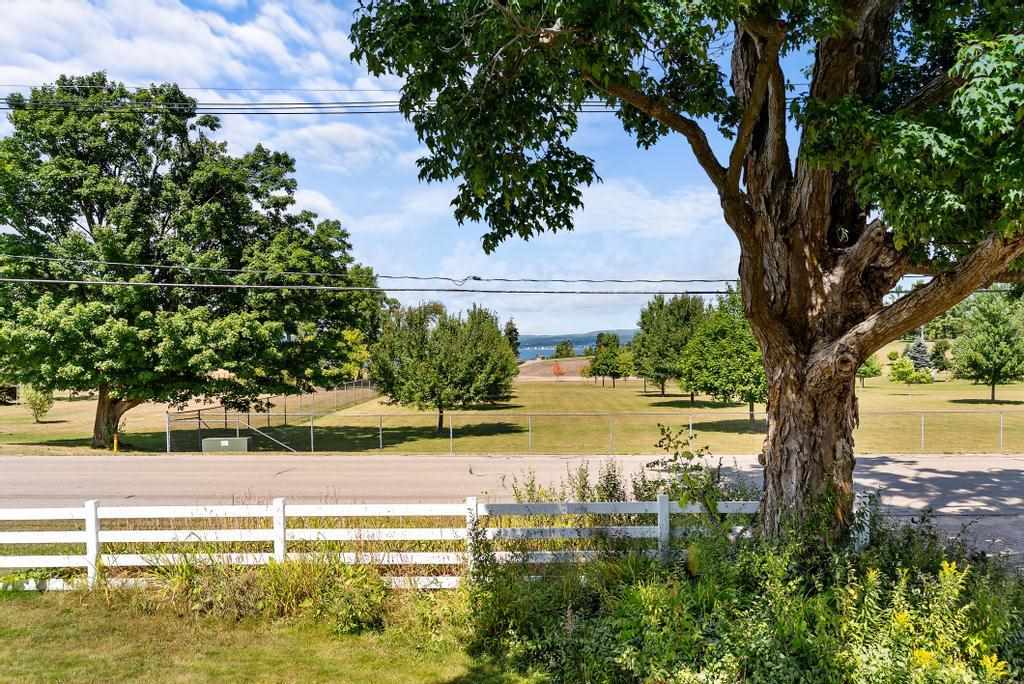 2035 W Sheridan Road Petoskey MI 49770