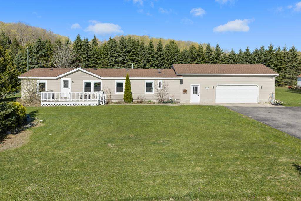 2949 Fall Park Road Boyne City MI 49712