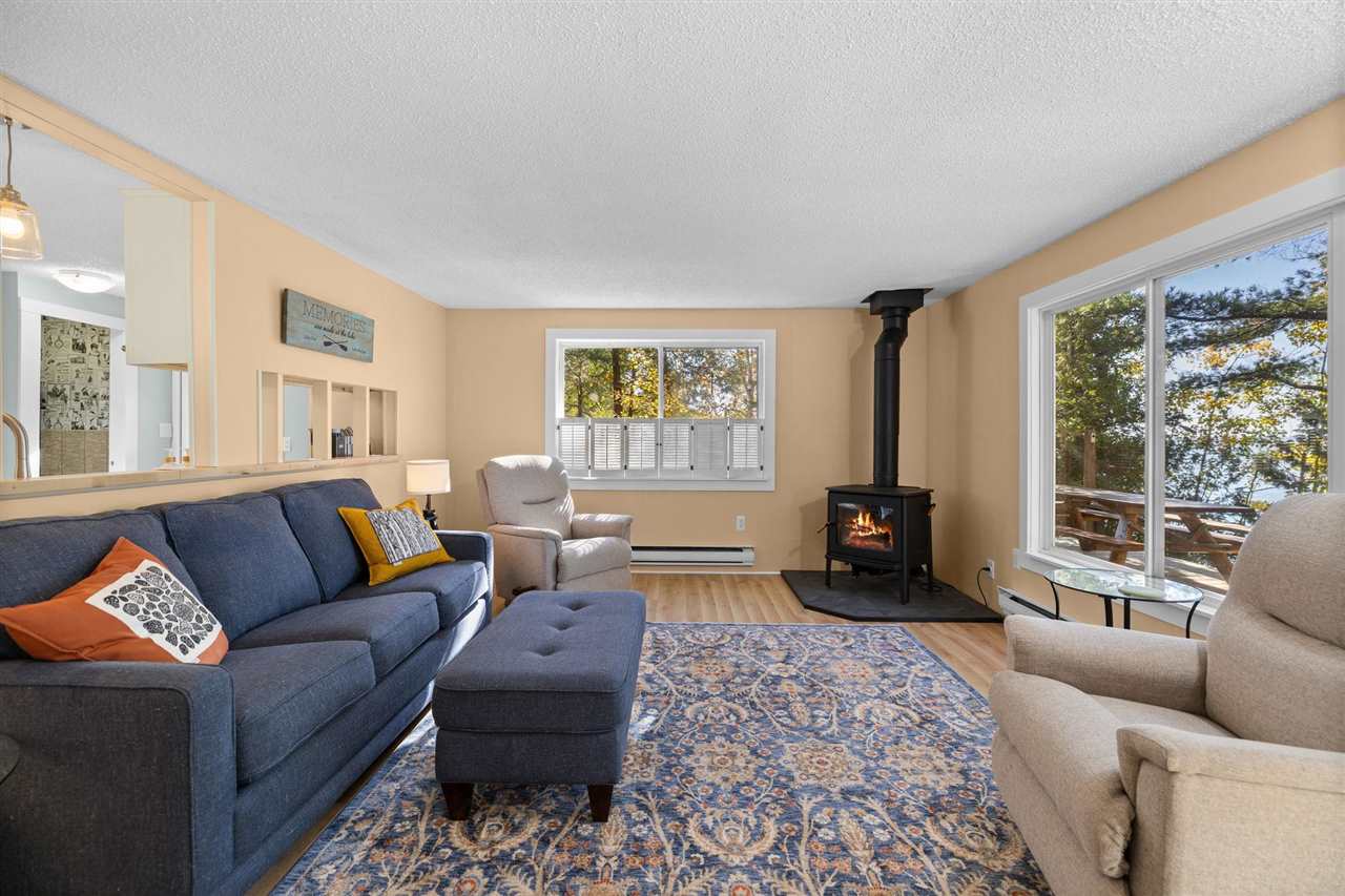 11269 Lakeshore Drive Charlevoix MI 49720