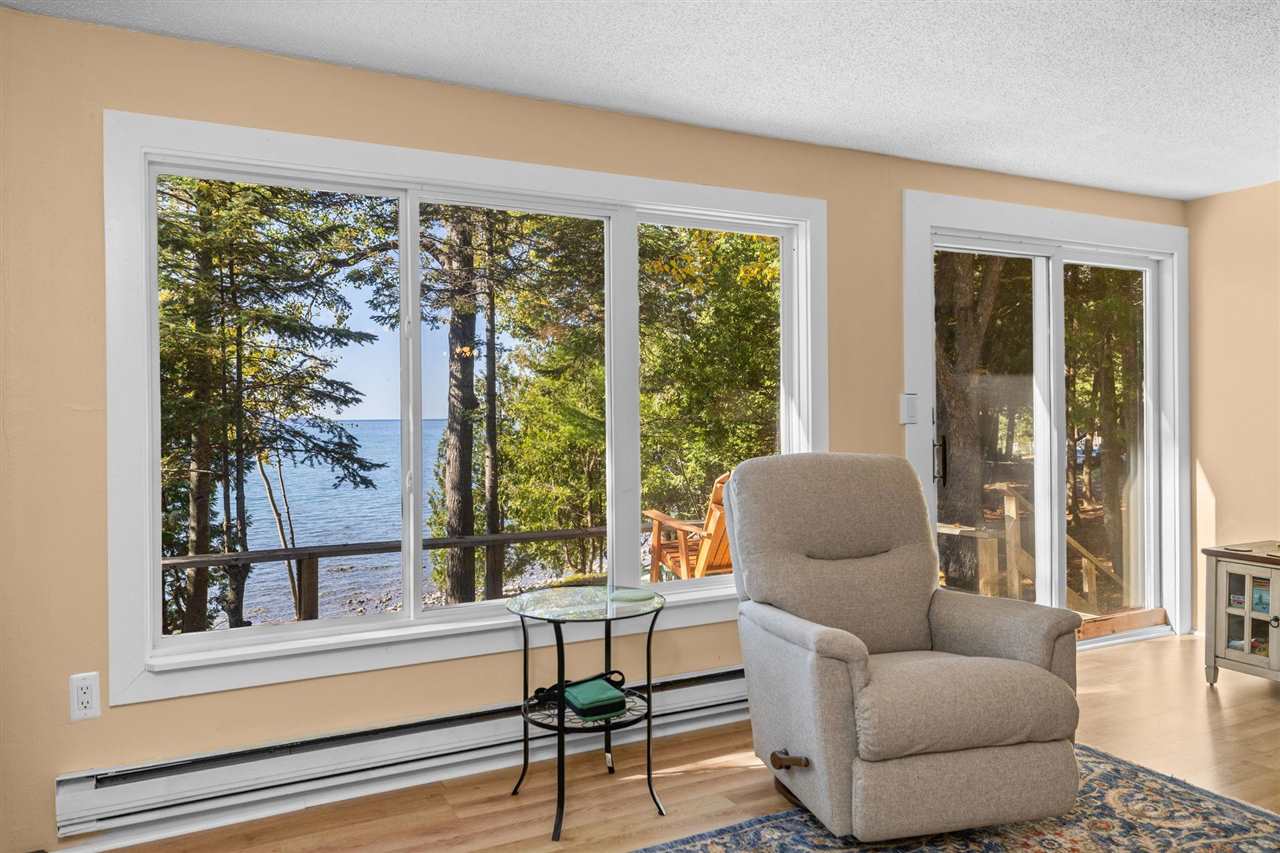 11269 Lakeshore Drive Charlevoix MI 49720