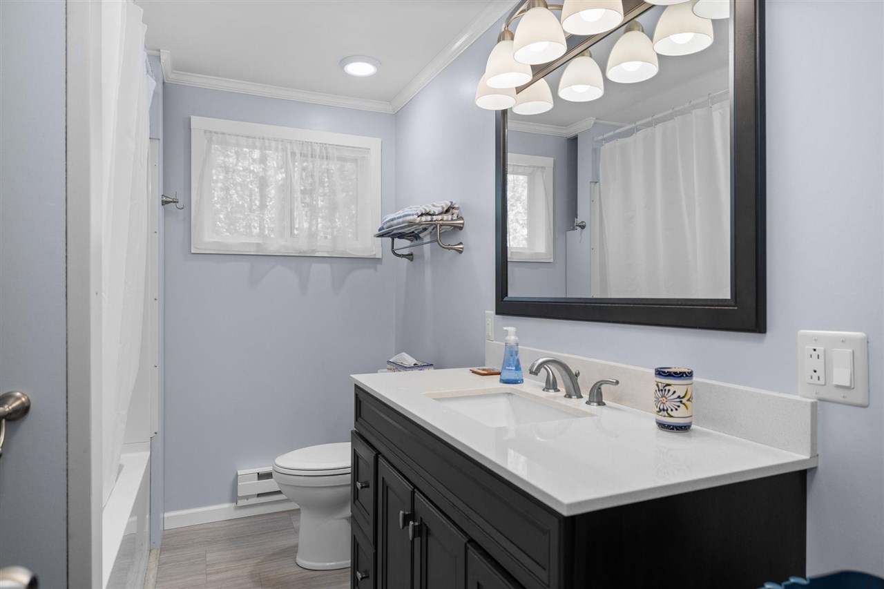 11269 Lakeshore Drive Charlevoix MI 49720