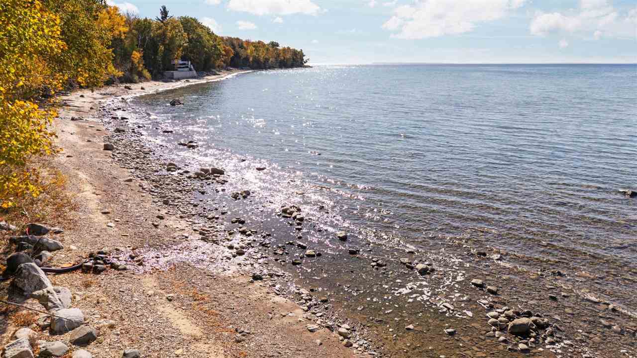 11269 Lakeshore Drive Charlevoix MI 49720