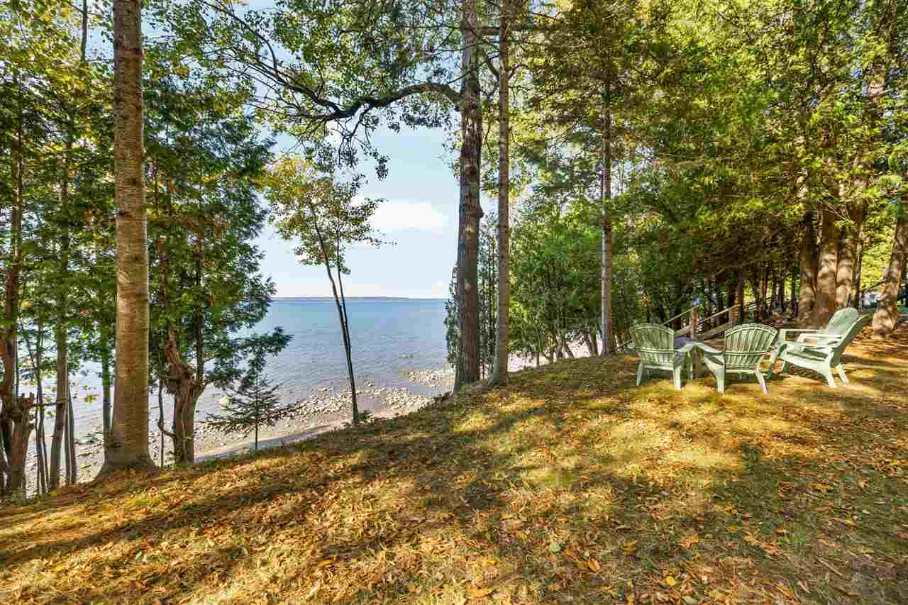 11269 Lakeshore Drive Charlevoix MI 49720