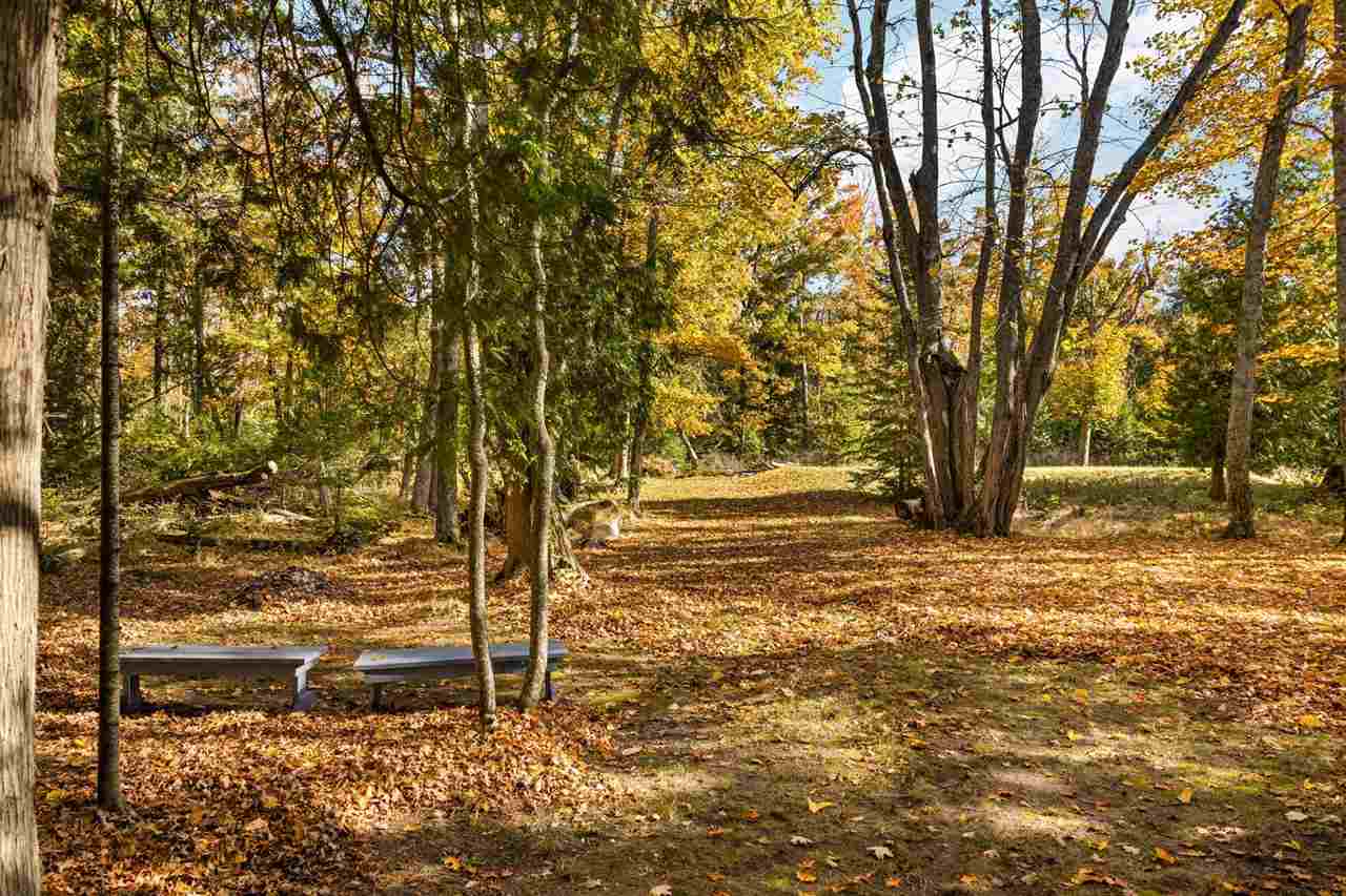 11269 Lakeshore Drive Charlevoix MI 49720