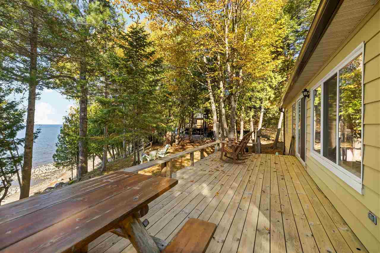 11269 Lakeshore Drive Charlevoix MI 49720