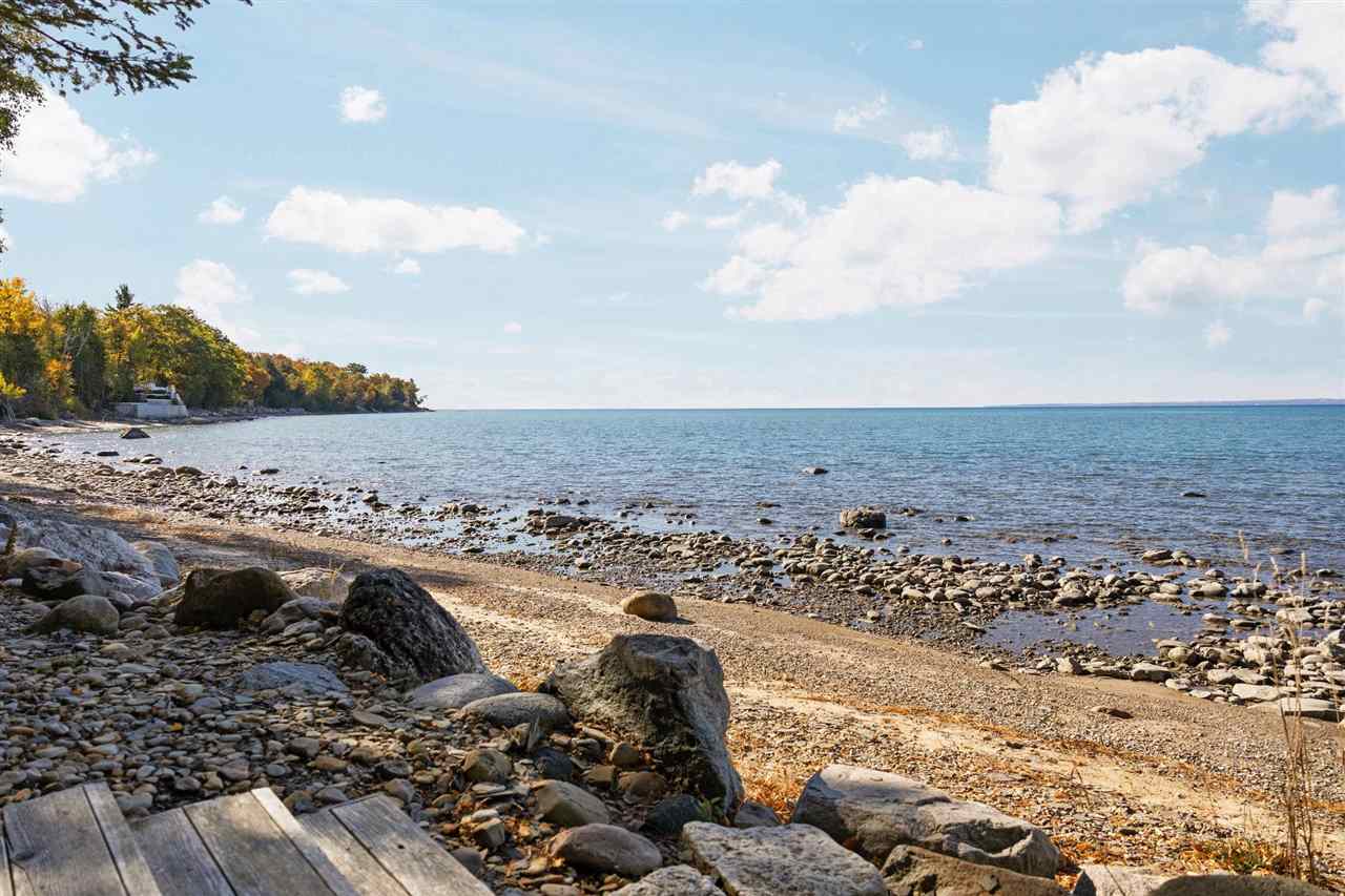 11269 Lakeshore Drive Charlevoix MI 49720