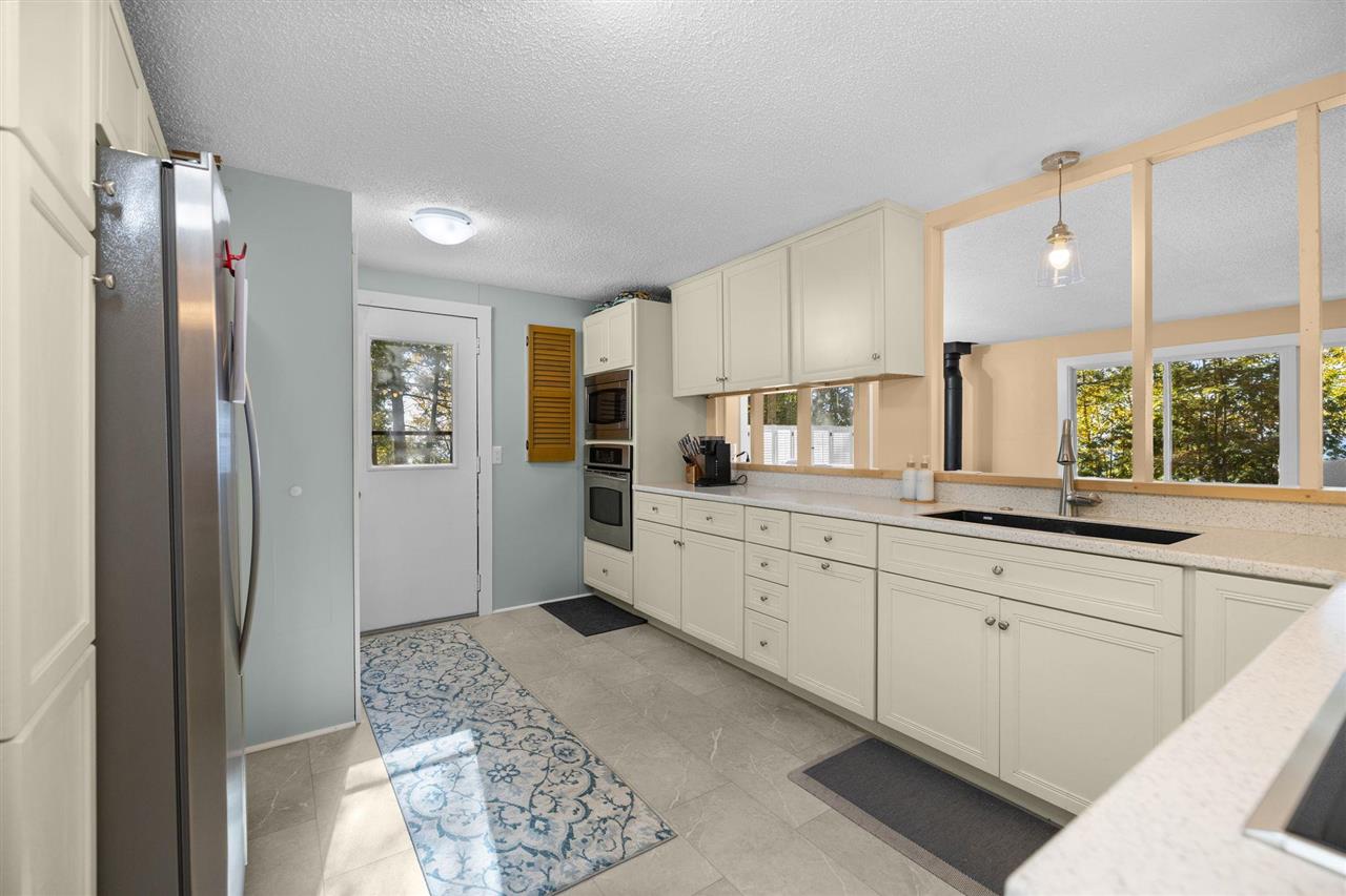 11269 Lakeshore Drive Charlevoix MI 49720