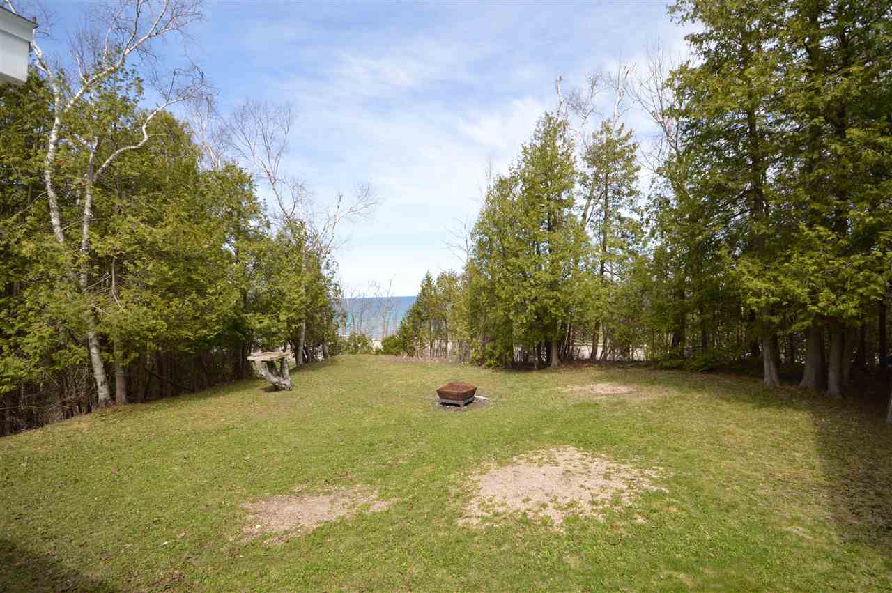 7525 Karlee Court Charlevoix MI 49720