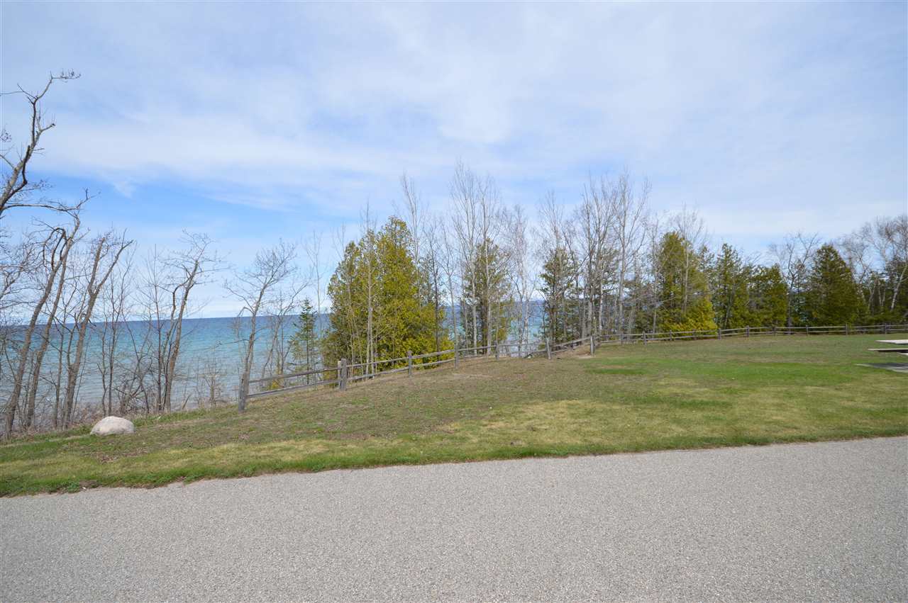 7525 Karlee Court Charlevoix MI 49720
