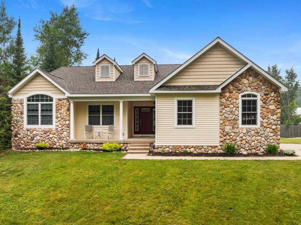 18701 Clipperview Road Charlevoix MI 49720-0000