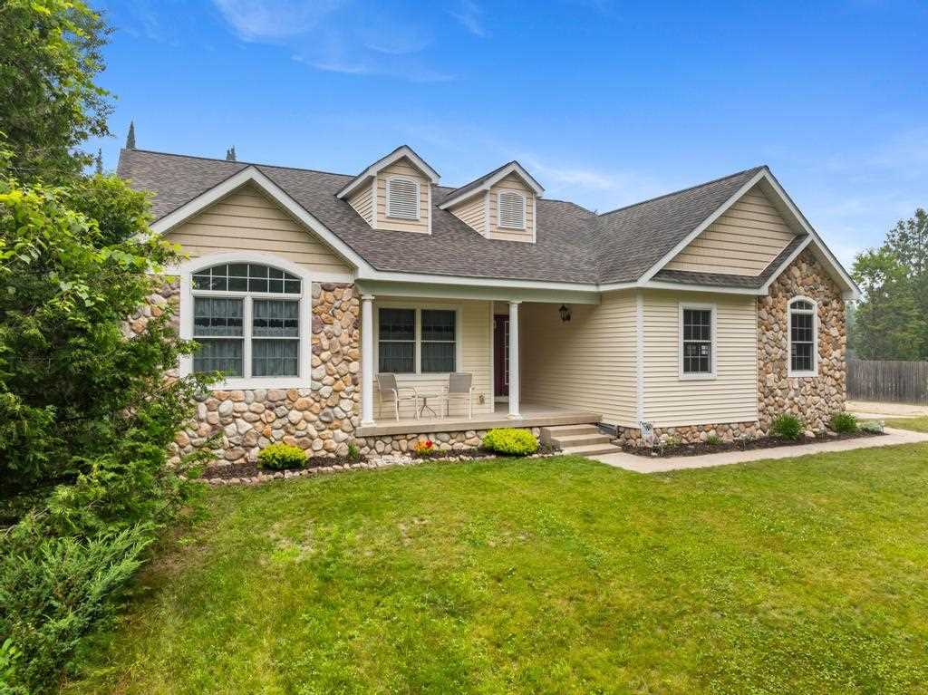 18701 Clipperview Road Charlevoix MI 49720-0000